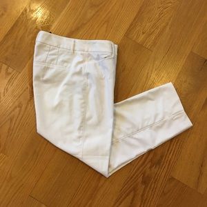 🔥SALE🔥 ❤️WHBM perfect form Capri pants ❤️